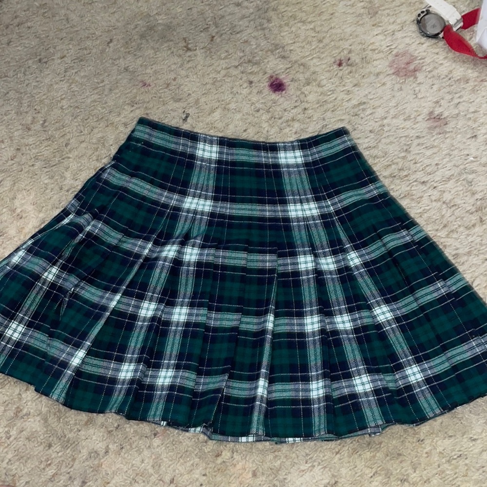 BRANDY MELVILLE PLAID SKIRT
